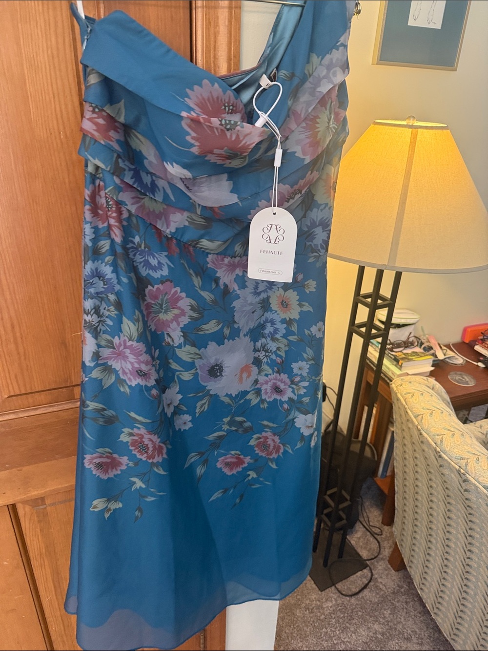 One-Shoulder Floral Asymmetrical Dress in Teal - Picture 3 of 8